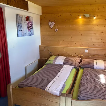 Alphütte Bielerhüs Chalet *